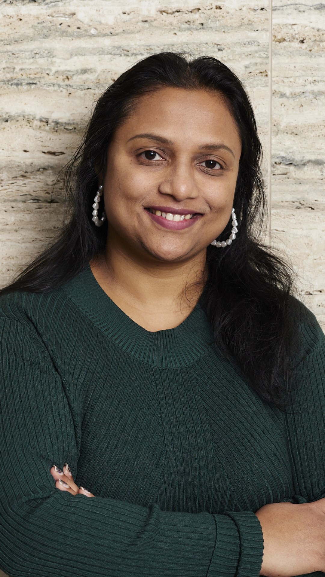 Employee headshot_Sharika Kesavan_Export Finance Australia